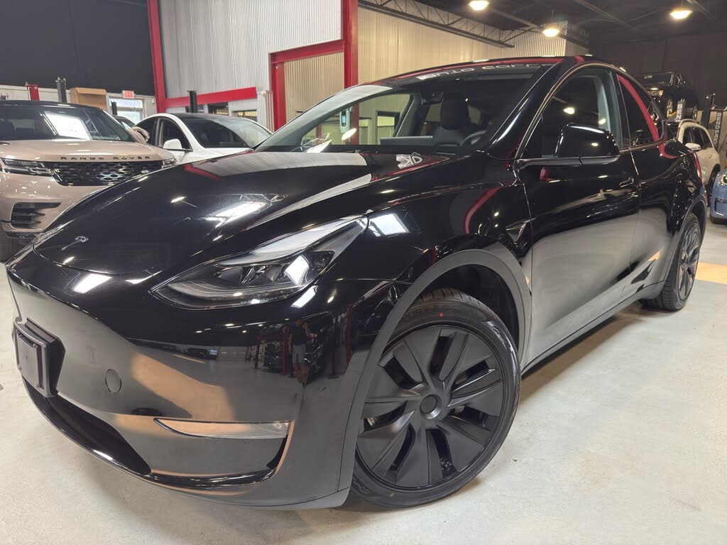 2025 Tesla Model Y Long Range